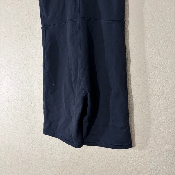 ARITZIA Golden LIFE Divinity 5" Romper Sz XS Excercise Outdoor Preppy Casual - Picture 9 of 15